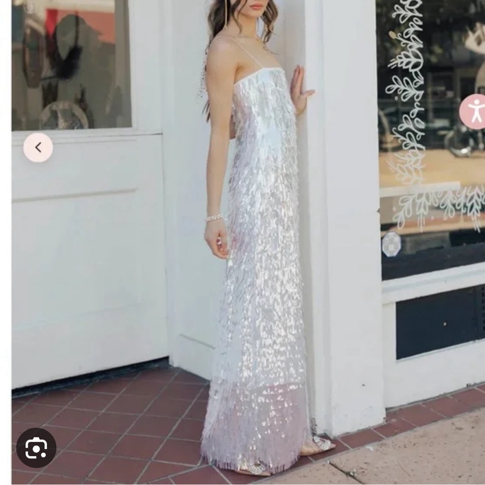 NEW Untamed Petals Charlize Midi Sequin Dress